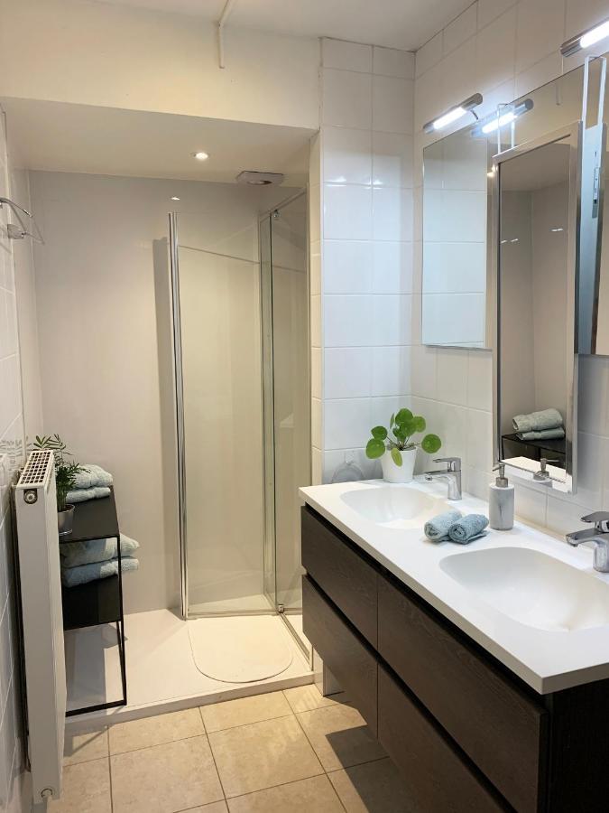 Cosy Apartment Inner City Гент Екстер'єр фото